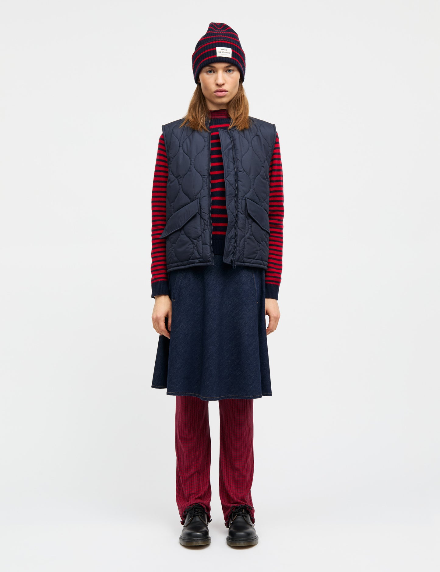 Yota Anju Stripe Beanie, Parisian Night/High Risk Red