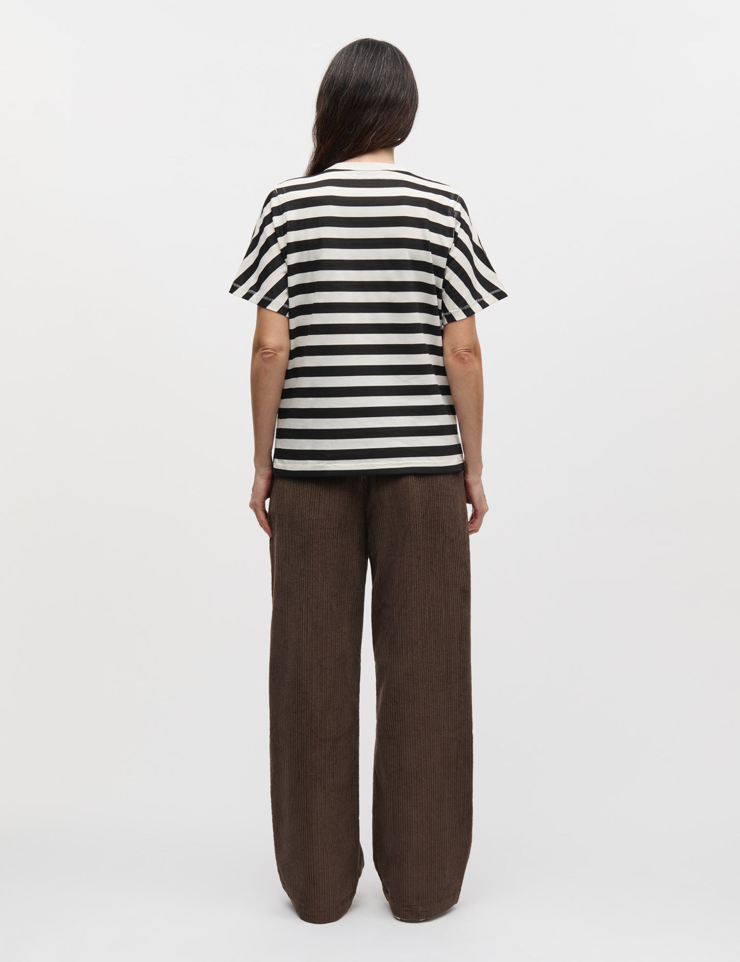 Single Cotton Grace Tee, Black/Snow White