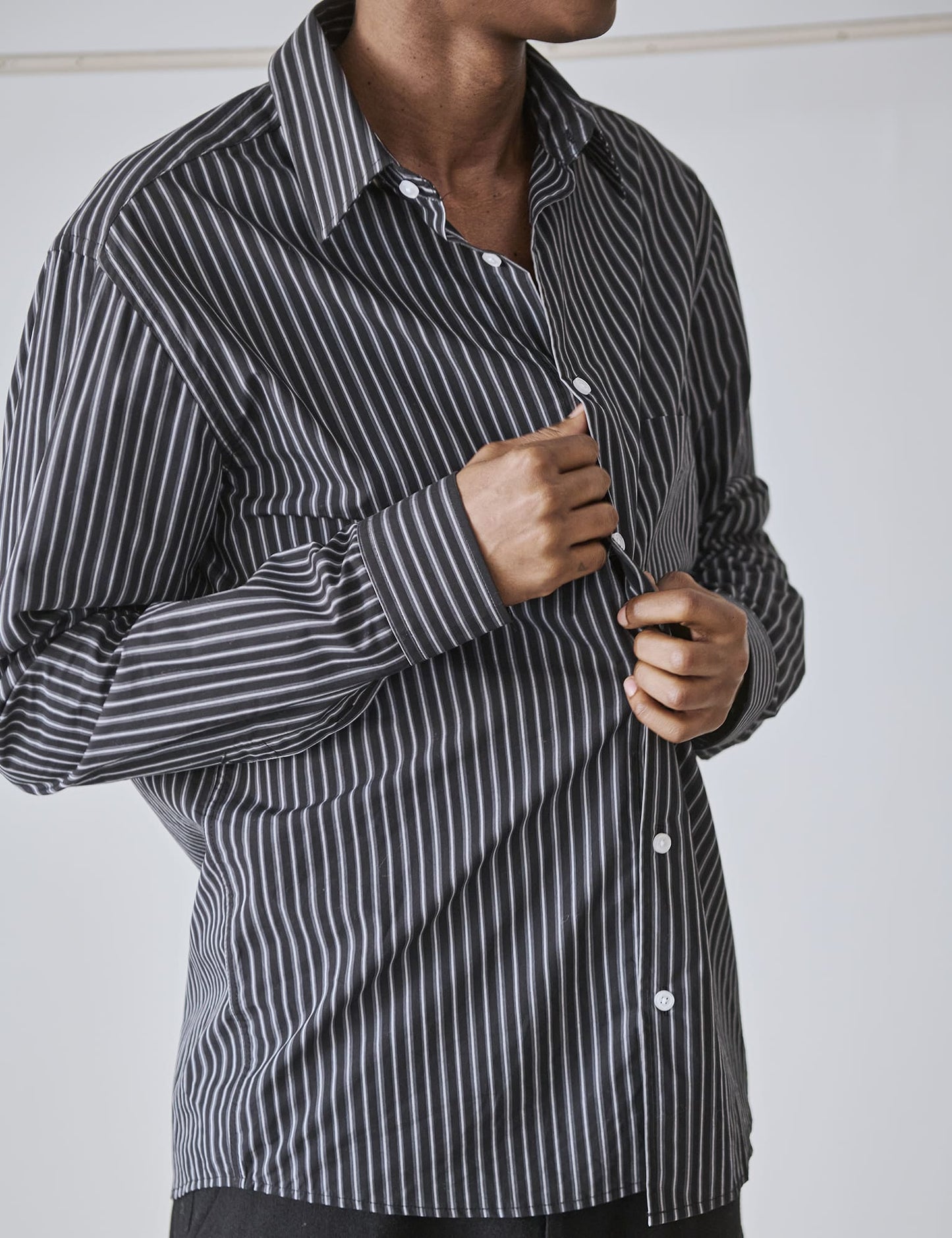 Prime Cotton Poplin Sune Shirt, Black/White/Asphalt ST.