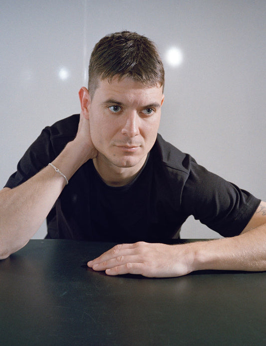 CASPAR ERIC LÆSER OP I NØRGAARD PAA STRØGET