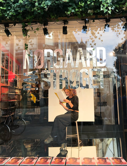 BILLIG KNIPNING HOS NØRGAARD PAA STRØGET