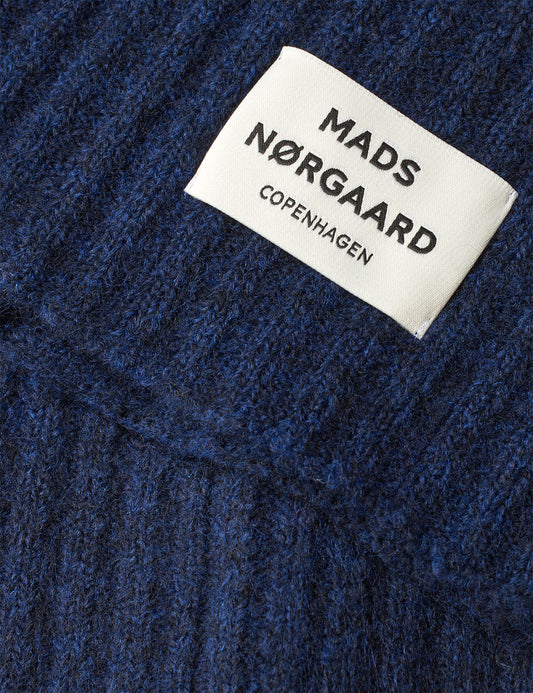 Tosca Snatie Neck Piece, Peacoat