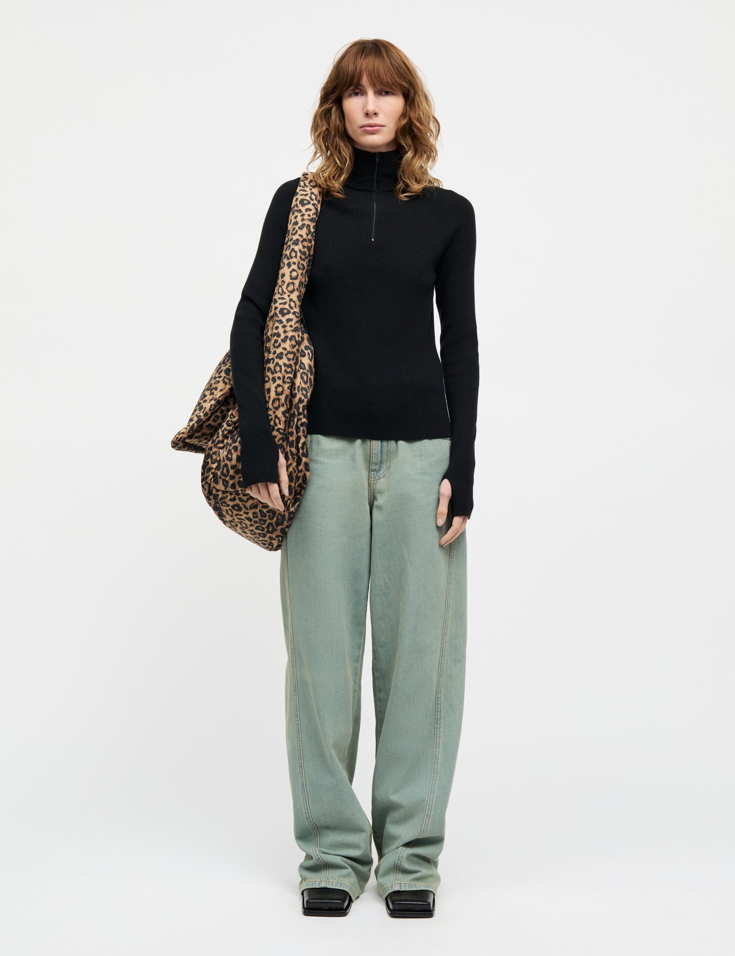 Light Ripstop Pillow AOP Bomb Bag, Leo AOP