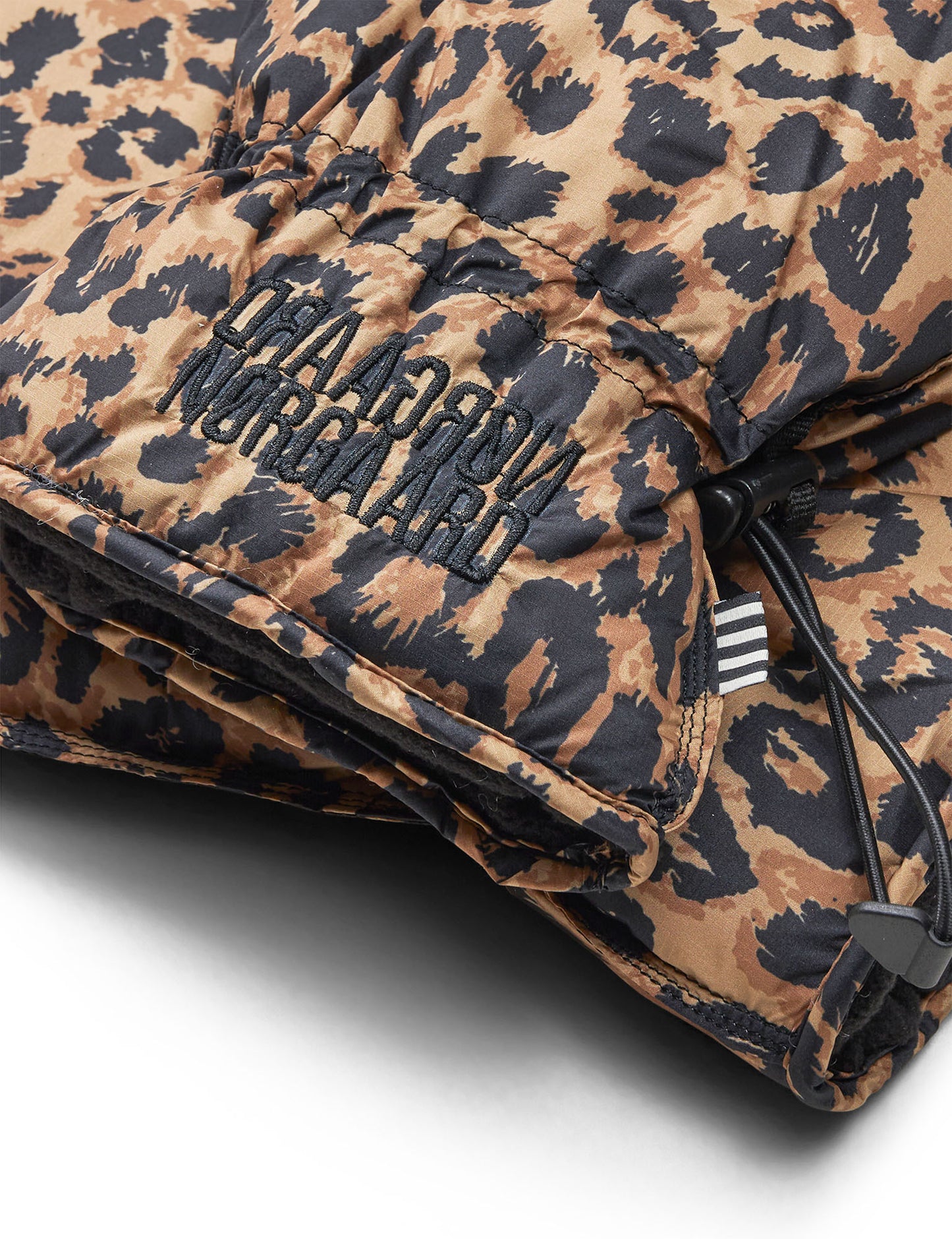 Light Ripstop Pillow AOP Glove, Leo AOP/Black