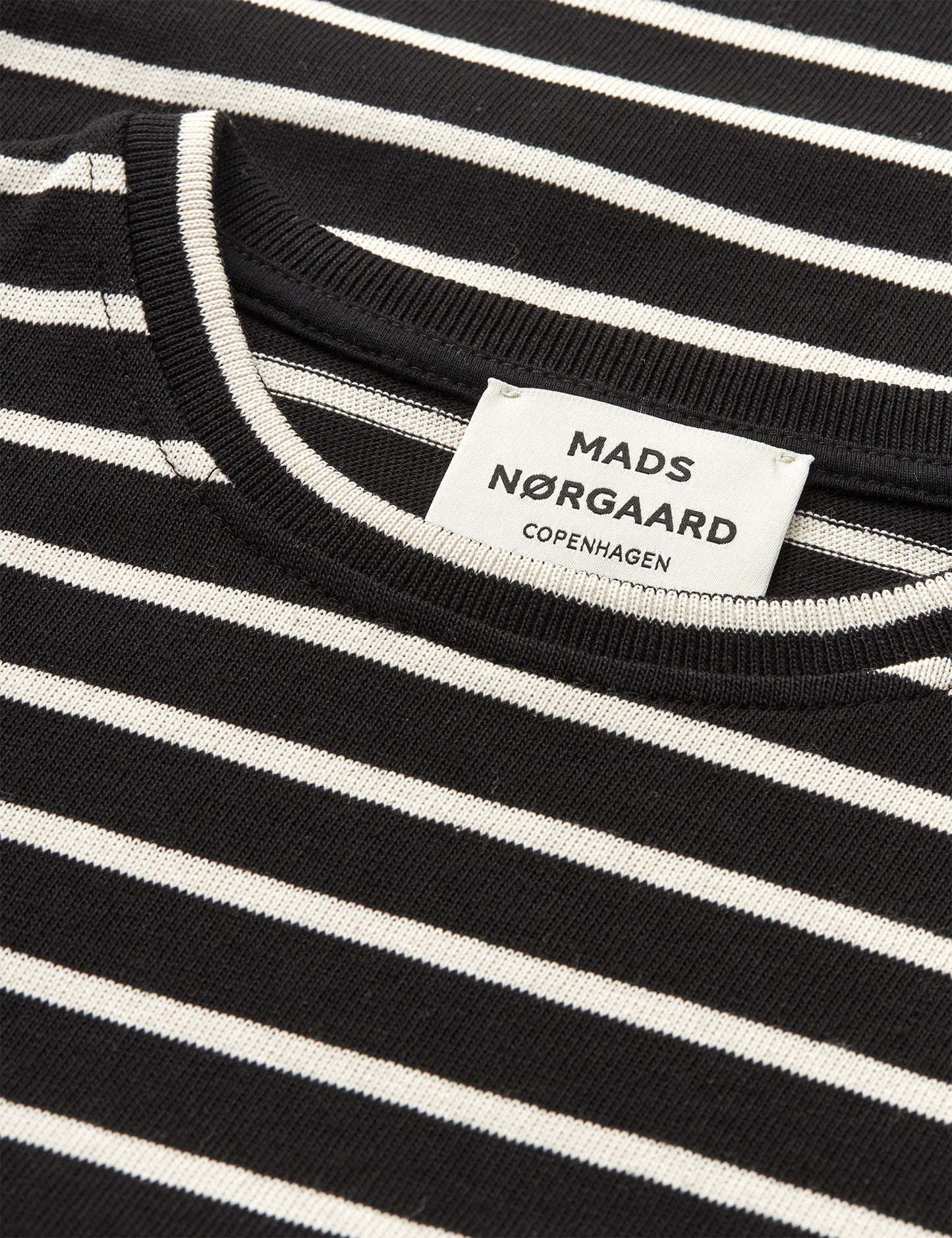 Pablo Maggie Tee LS, Black/Vanilla Ice