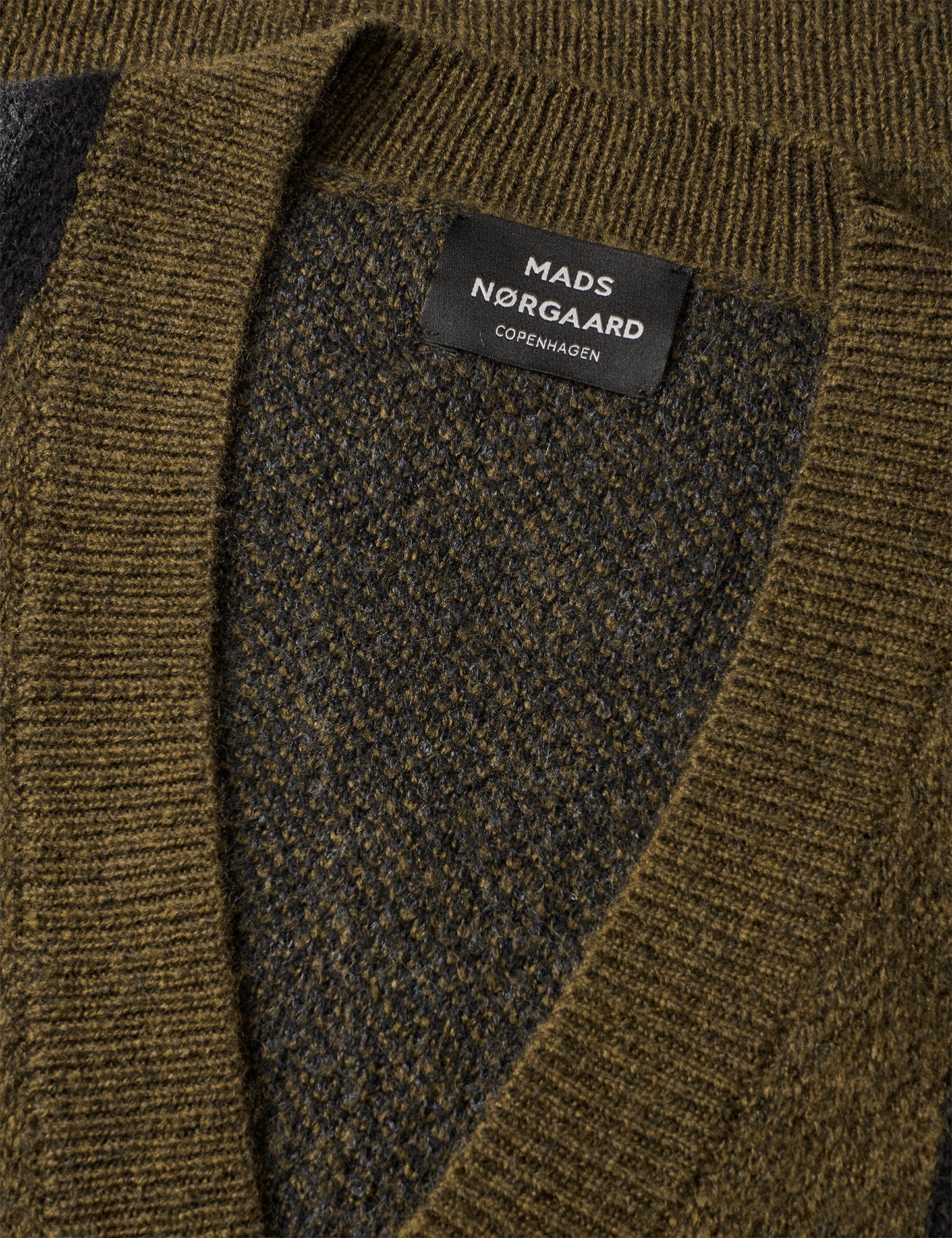 Comfy Wool Vilhelm Stripe Cardigan Knit, Beech