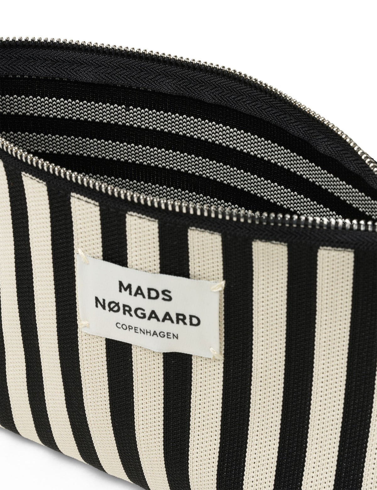 Knit Stripe Hof Make-Up Bag, Black/White